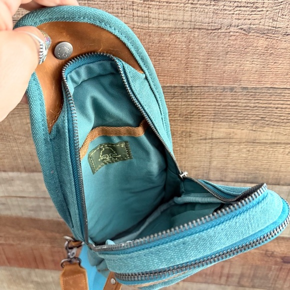 NWT Unisex TSD Brand Canna Canvas Sling Bag - Teal - Picture 3 of 9